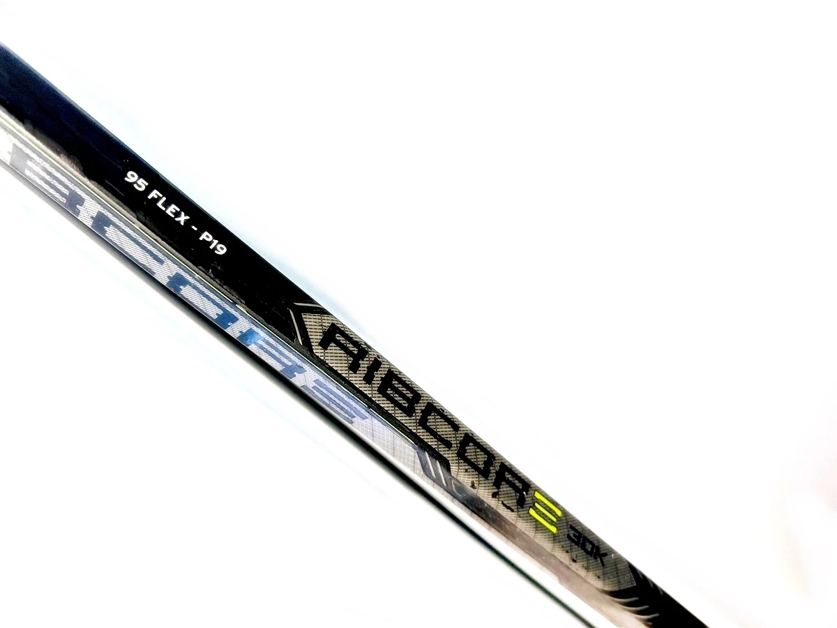 kij-hokejowy-reebok-ribcore-30k-model-tacks-as-570-senior