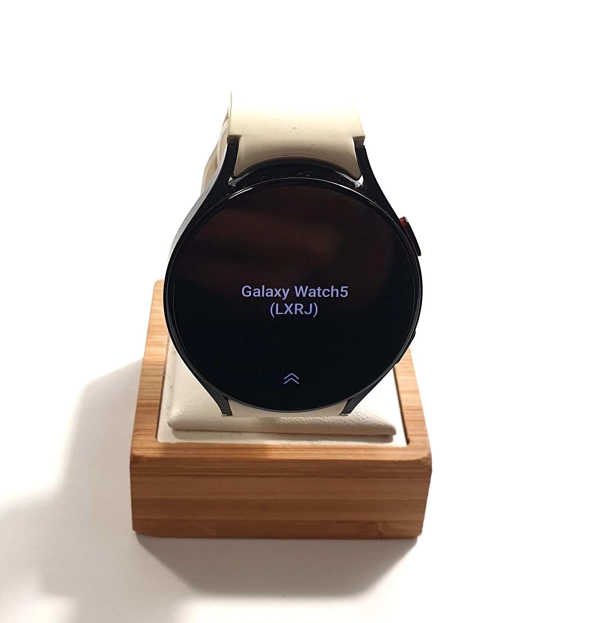 samsung-galaxy-watch-5ladowarka-stan-11323-2