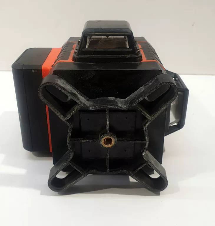 laser-krzyzowy-etime-4d-kod-producenta-riwall-na-poziomie