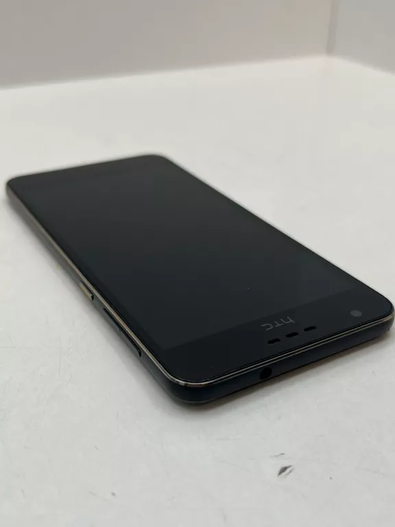 SMARTFON HTC DESIRE 10 LIFESTYLE 2 GB / 16 GB 4G (LTE) CZARNY