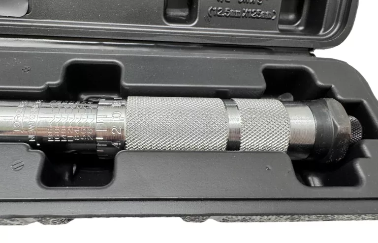 KLUCZ DYNAMOMETRYCZNY NITEO 28-210NM JAK NOWY!!