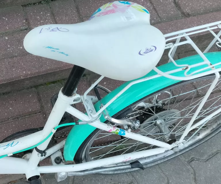 ROWER LAGUNA BIAŁY 24"