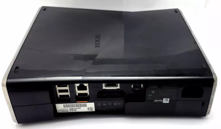 KONSOLA XBOX 360 / 2 PADY / KABLE