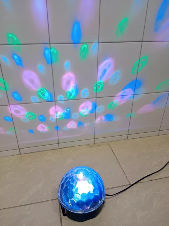 KULA DISCO LED Z GŁOŚNIKIEM MP3 USB/SD