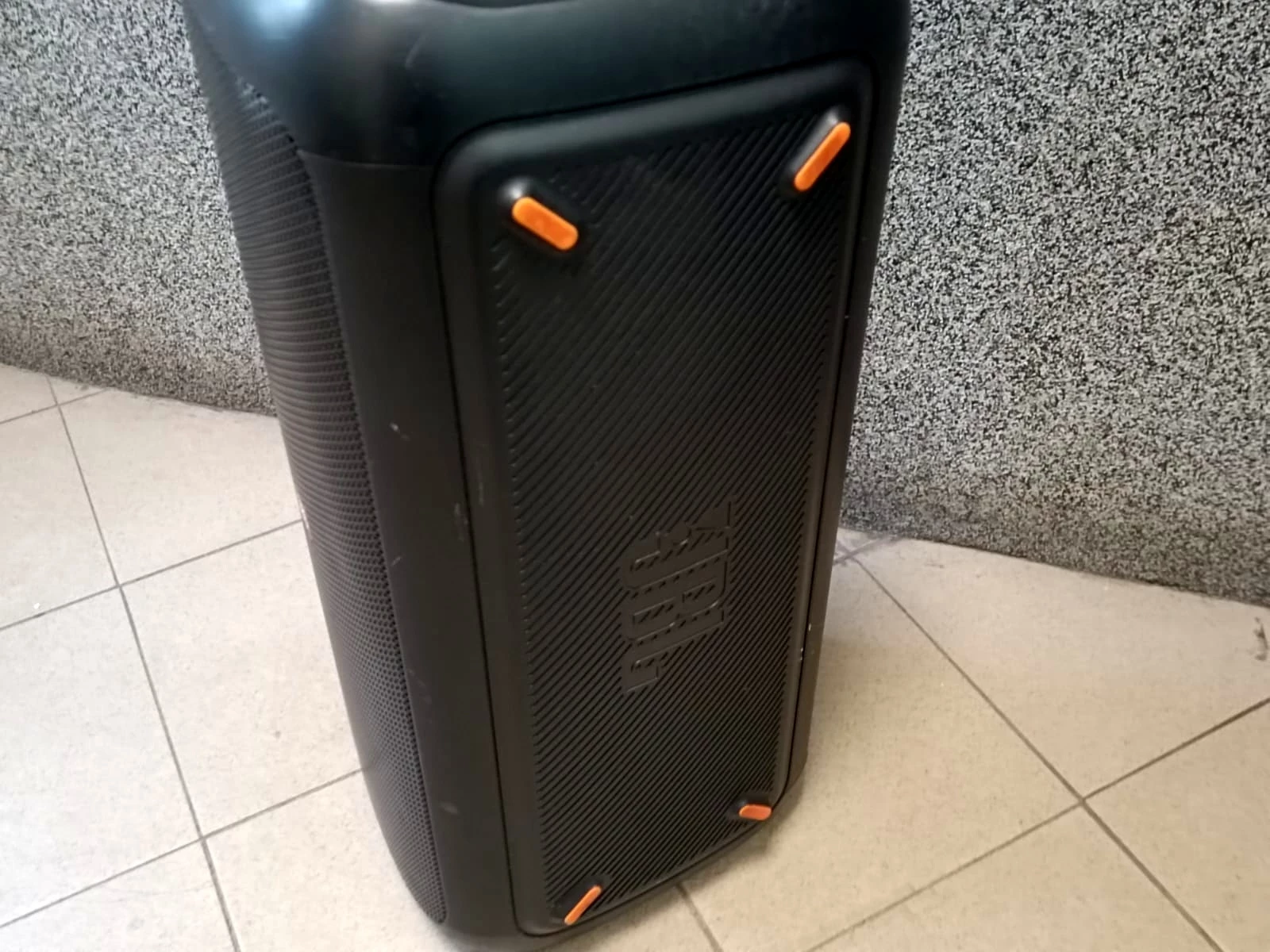 glosnik-przenosny-jbl-partybox-300-czarny-120-w-marka-207898-234282