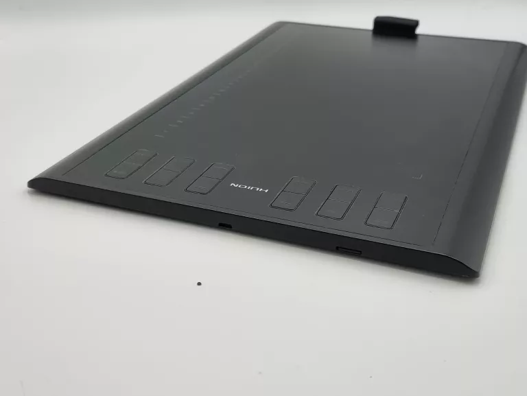 TABLET GRAFICZNY HUION 1060 PLUS