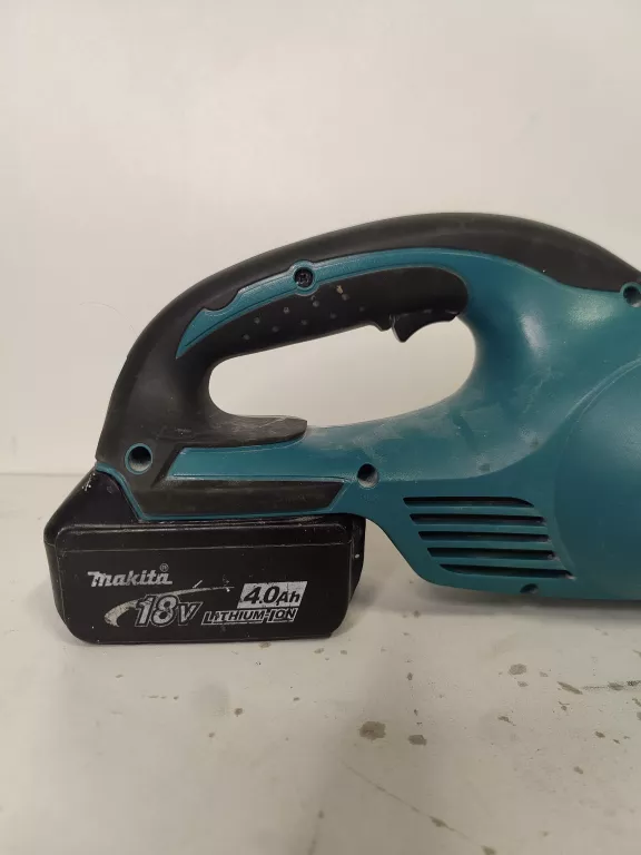 ODKURZACZ MAKITA DCL 180