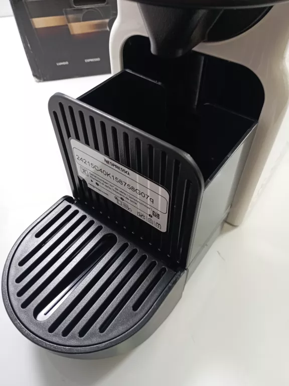 EKSPRES NA KAPSUŁKI NESPRESSO INISSIA (XN1001)