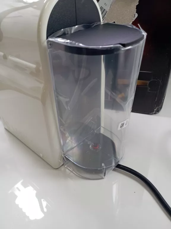 EKSPRES NA KAPSUŁKI NESPRESSO INISSIA (XN1001)