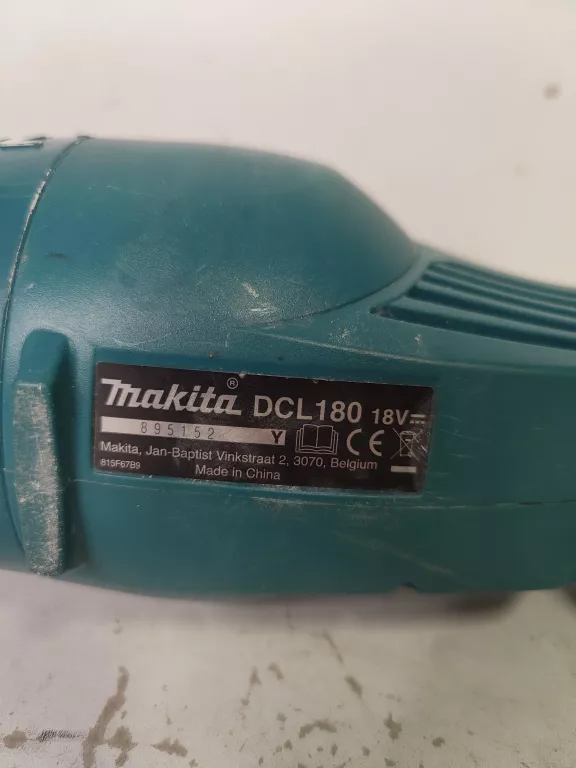 ODKURZACZ MAKITA DCL 180