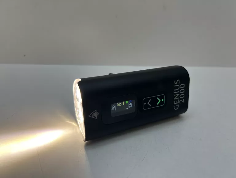 LAMPKA ROWEROWA SPECTER GENIUS 2000LM + MACTRONIC RED LINE 20