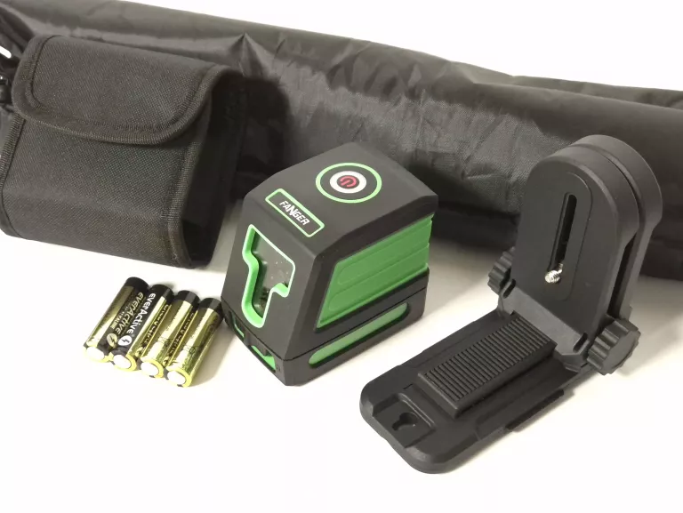 LASER KRZYŻOWY FANGER T02 + STATYW