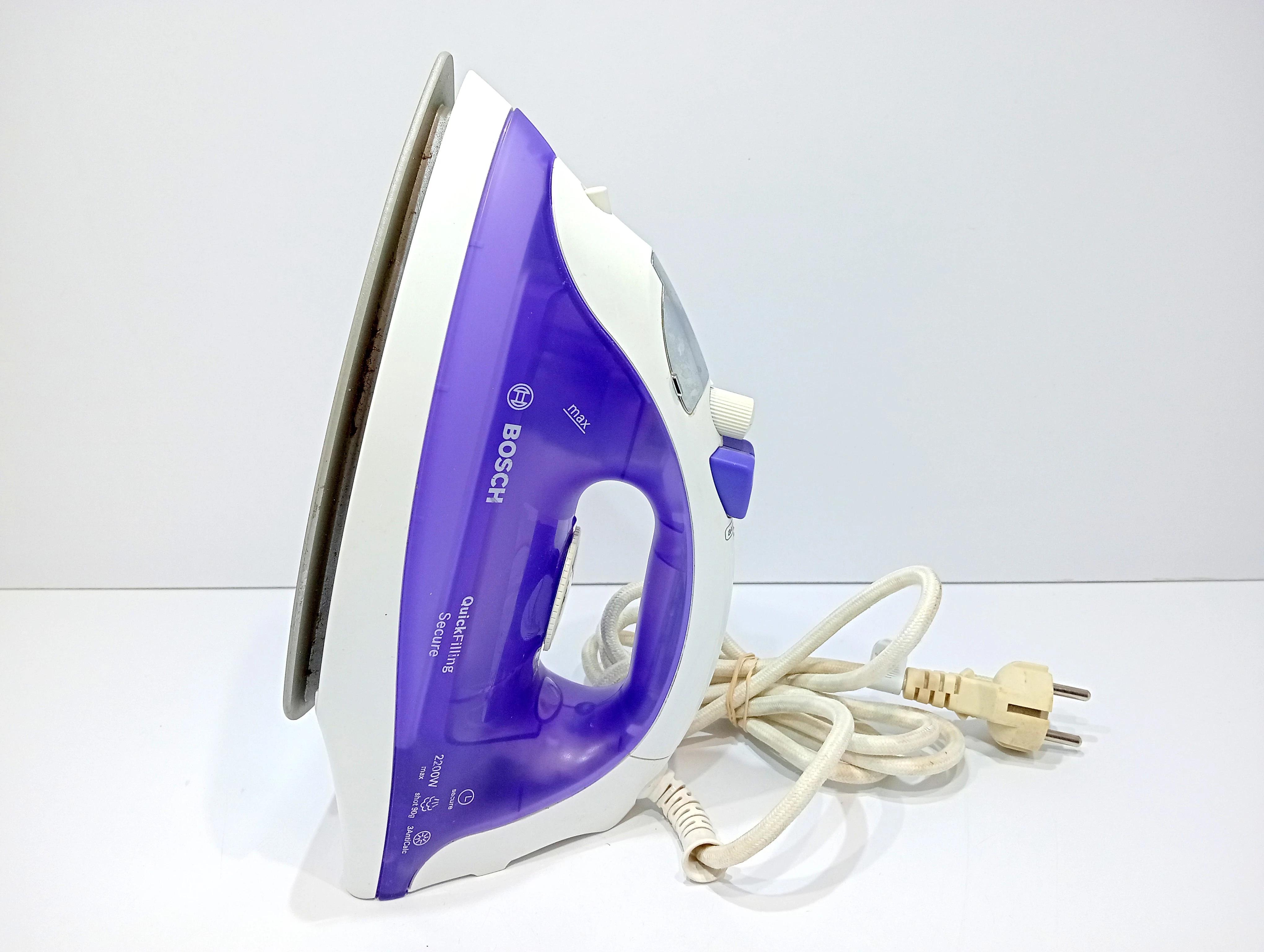 zelazko-bosch-quick-filling-tda2377-moc-220000