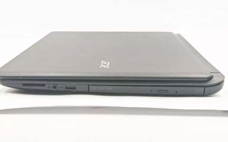 LAPTOP ACER ASPIRE N16C1 ES1-533-C242