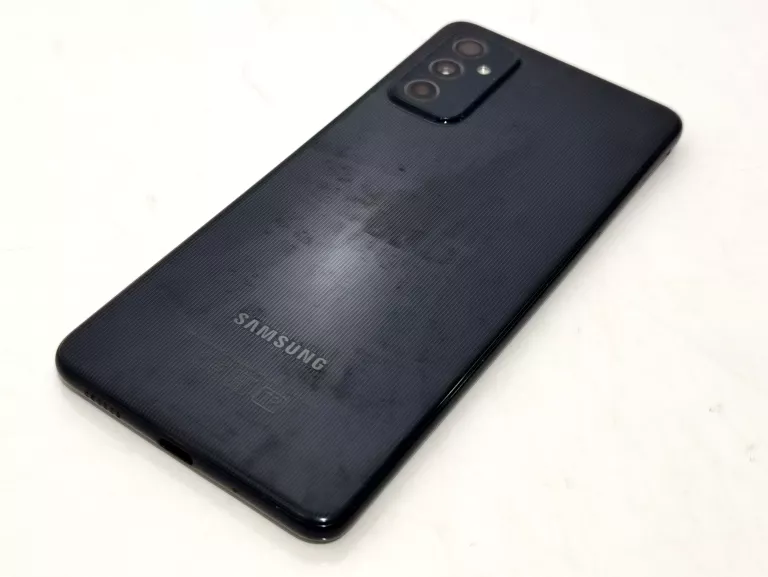 TELEFON SAMSUNG GALAXY M52 5G 6/128 GB + ETUI