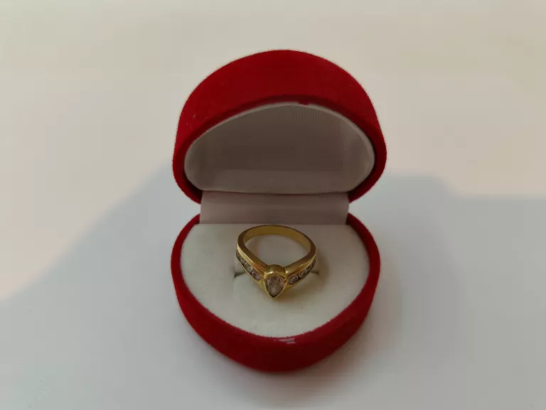 UŻYWANY ZŁOTY PIERŚCIONEK PR. 585 3,33G R9