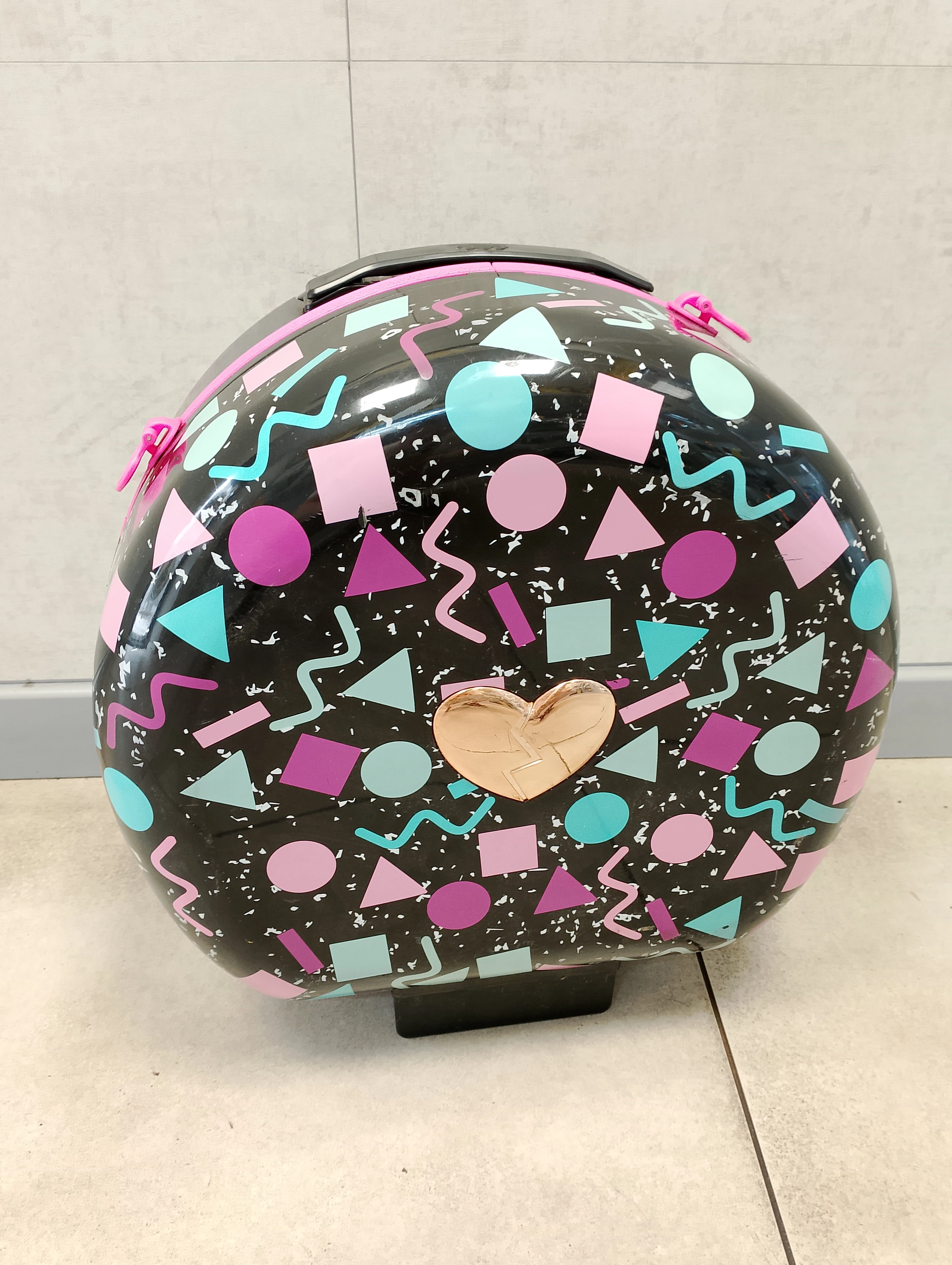 owalna-walizka-organizer-dziewczecy-4020-cm-piekarska-46-bytom-milz-2