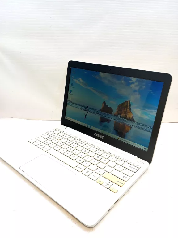 LAPTOP ASUS E200H WIN10 HOME 2GB RAM /32GB +ŁADOWARKA