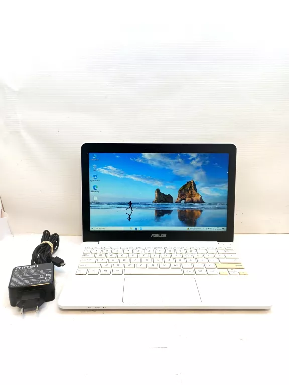 LAPTOP ASUS E200H WIN10 HOME 2GB RAM /32GB +ŁADOWARKA