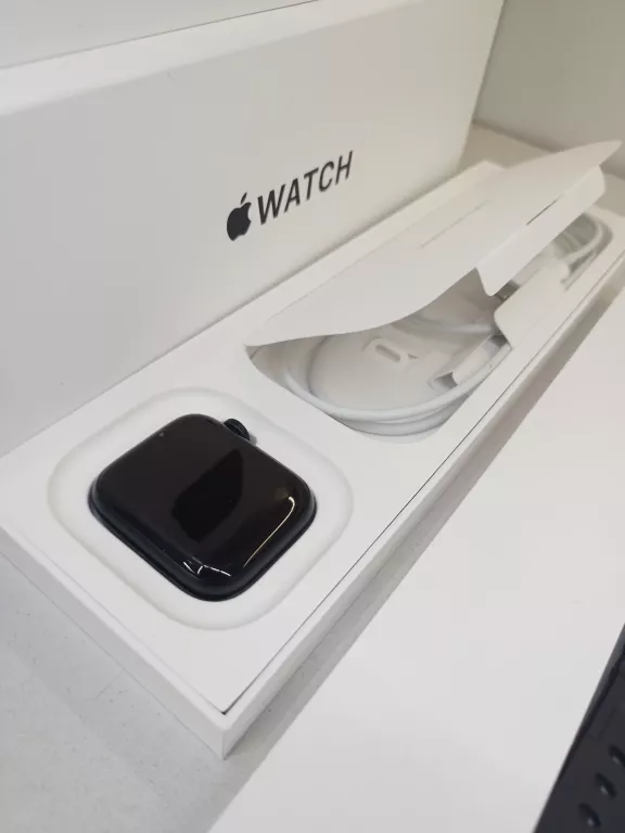 SMARTWATCH APPLE WATCH SE 2 40MM JAK NOWY