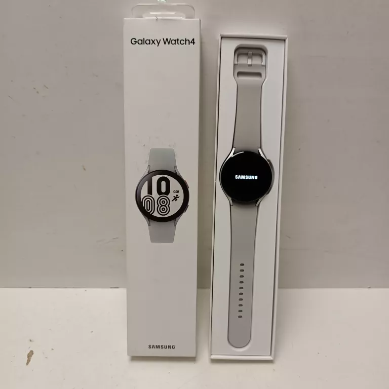 SAMSUNG WATCH 4