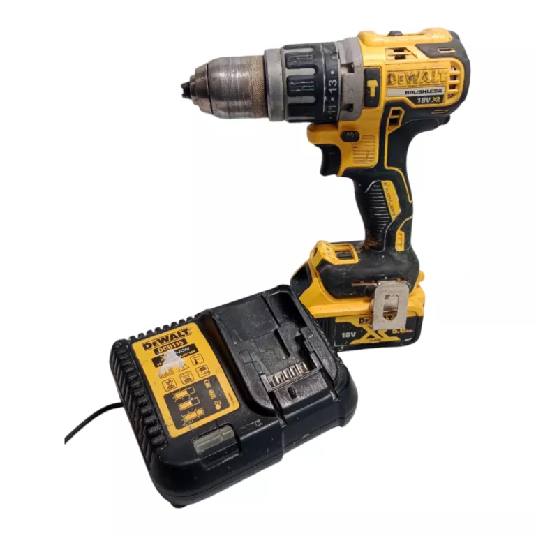 WIERTARKO-WKRĘTARKA UDAROWA DEWALT XR DCD796 18V 5AH ŁAD