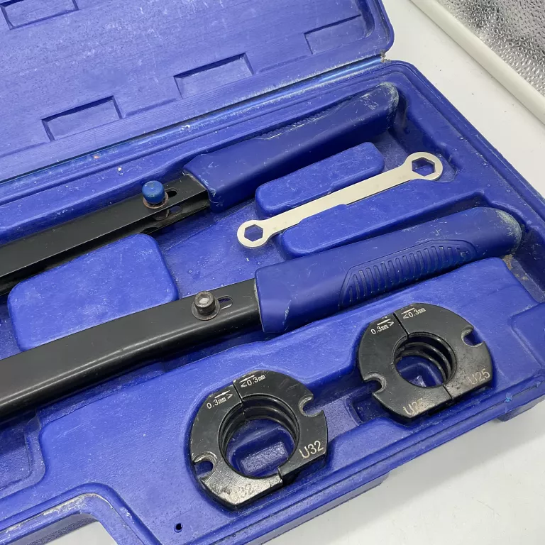 reczna-zaciskarka-do-rur-pex-tweetop-u16-32-stan-11323-2