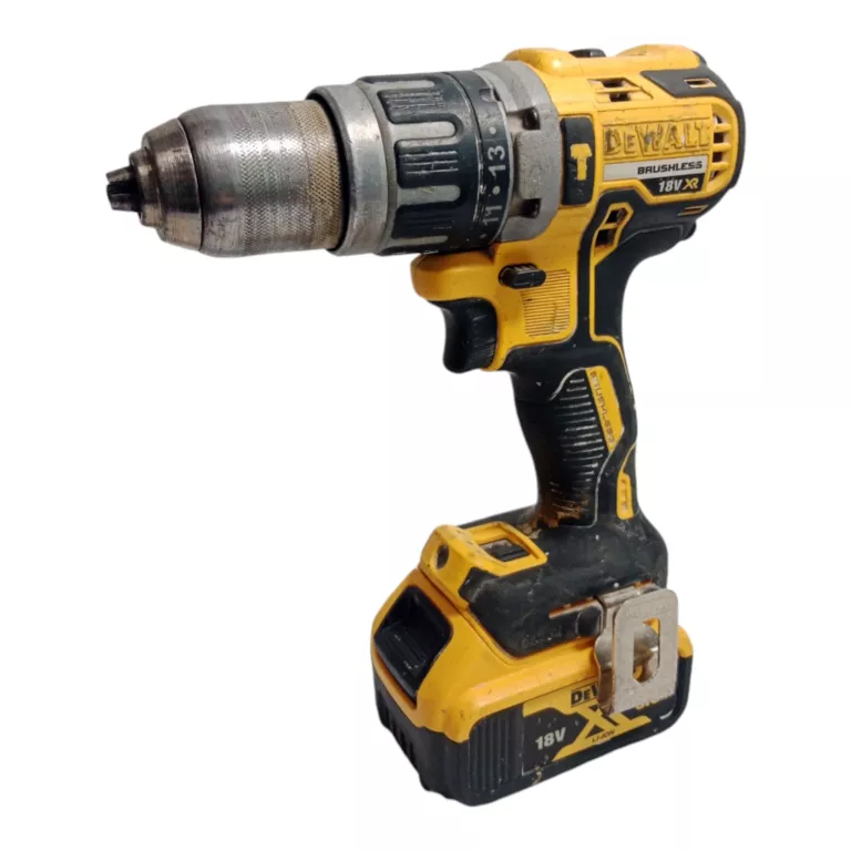 WIERTARKO-WKRĘTARKA UDAROWA DEWALT XR DCD796 18V 5AH ŁAD