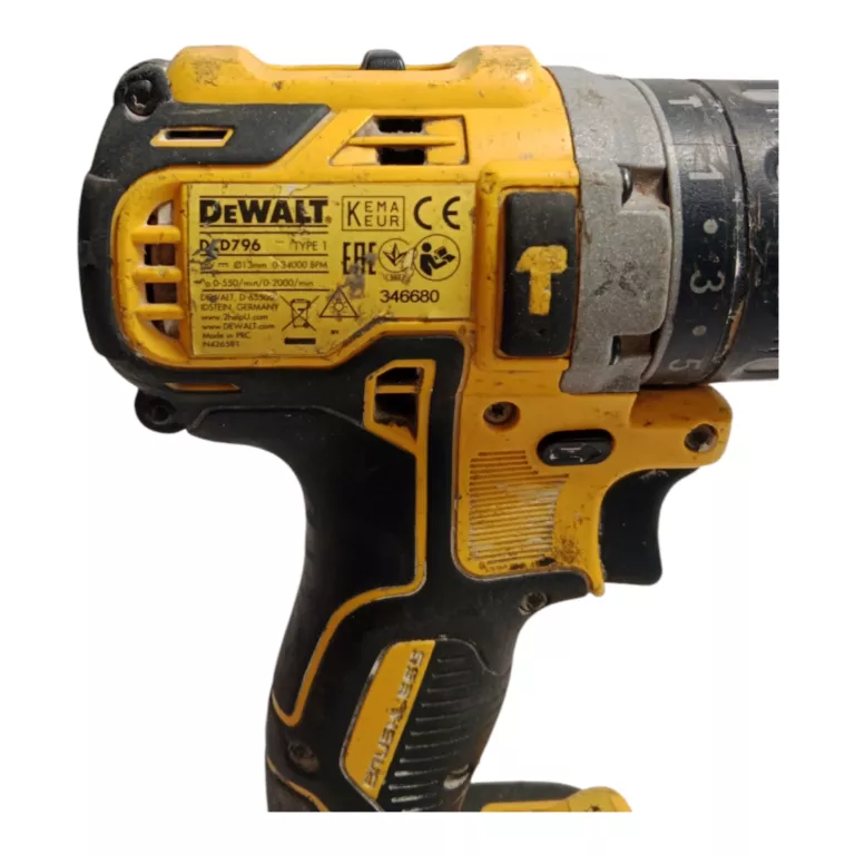 WIERTARKO-WKRĘTARKA UDAROWA DEWALT XR DCD796 18V 5AH ŁAD