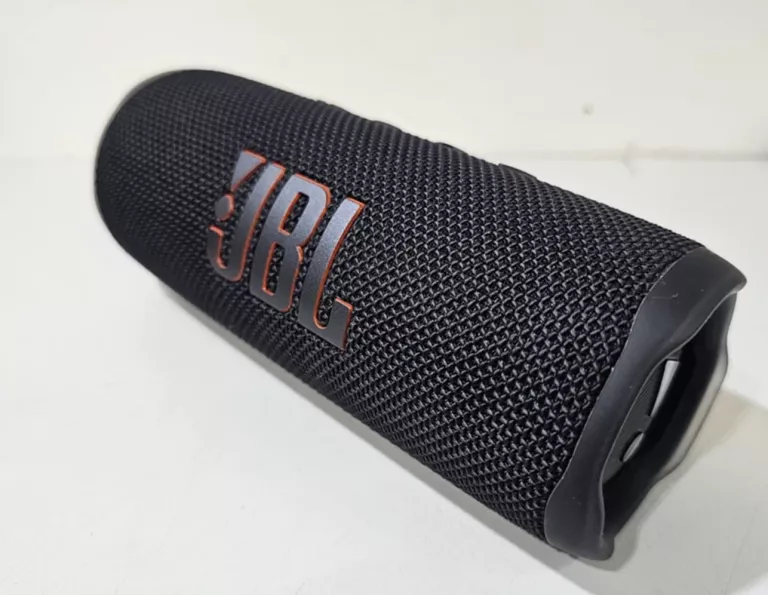 GŁOŚNIK PRZENOŚNY JBL FLIP 6 CZARNY BLUETOOTH -IDEALNY STAN-