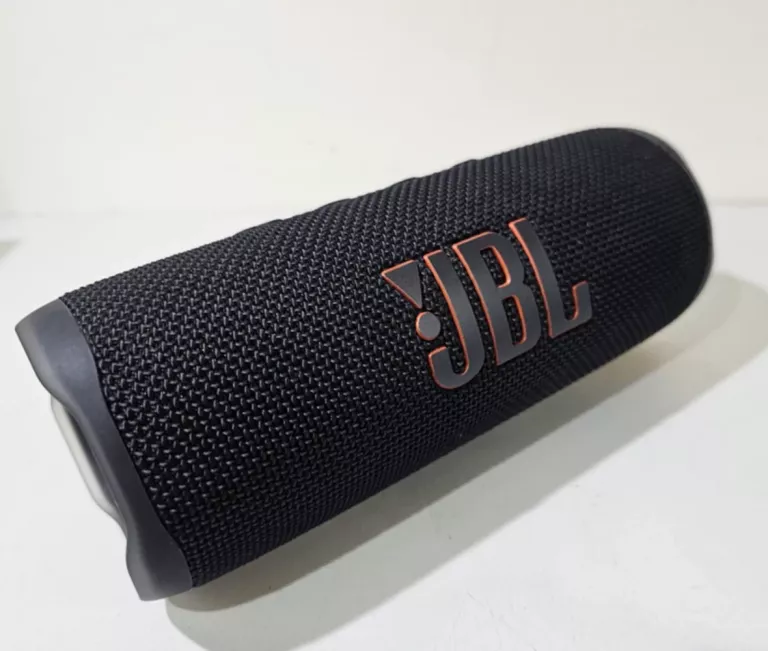 GŁOŚNIK PRZENOŚNY JBL FLIP 6 CZARNY BLUETOOTH -IDEALNY STAN-