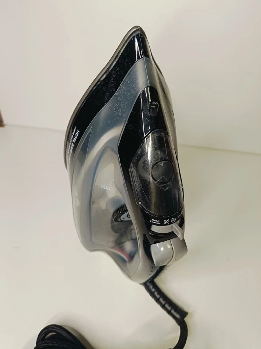 zelazko-parowe-emberton-hertford-1600w-black-stan-11323-2