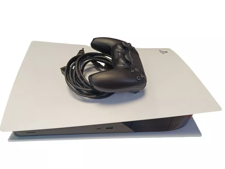 konsola-ps5-krolowej-jadwigi-24-nowa-sol