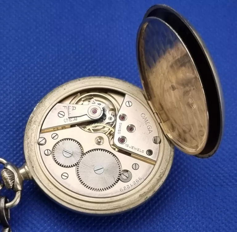 STARY ZEGAREK KIESZONKOWY OMEGA