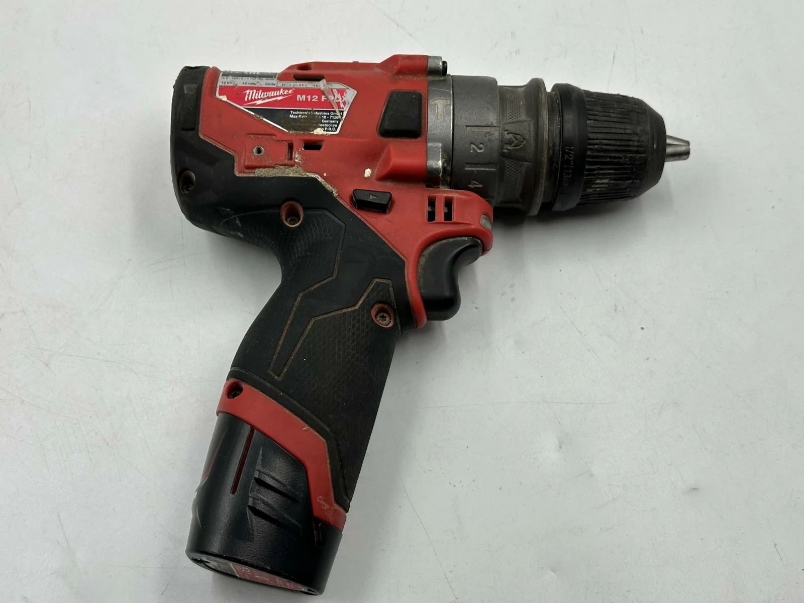 wkretarka-milwaukee-m12-fpdx-2x-bateria-ladowarka-rodzaj-silnika-204657-221325