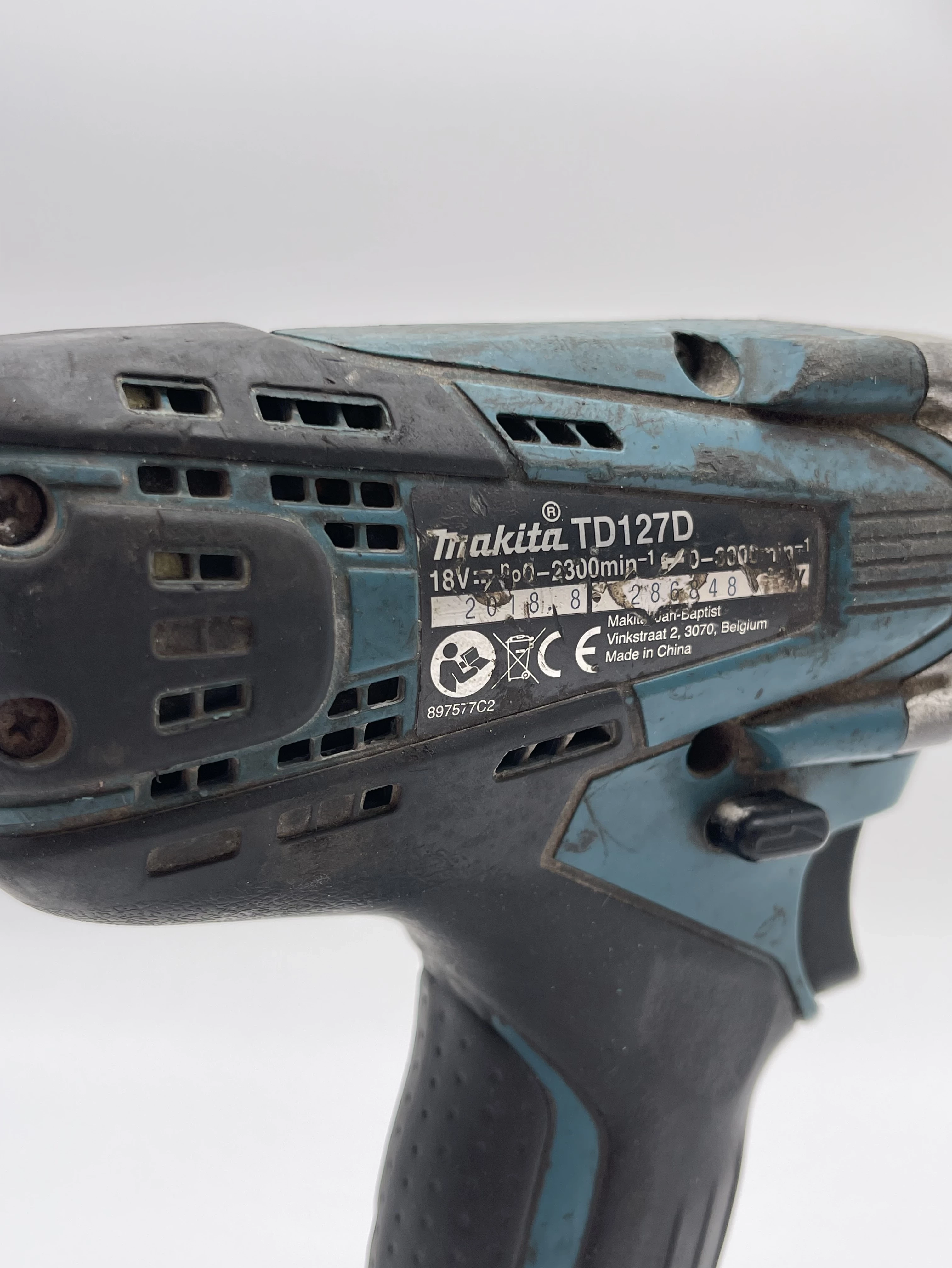 zakretarka-udarowa-makita-td127d-18v-z-bateria-rodzaj-silnika-204657-221321