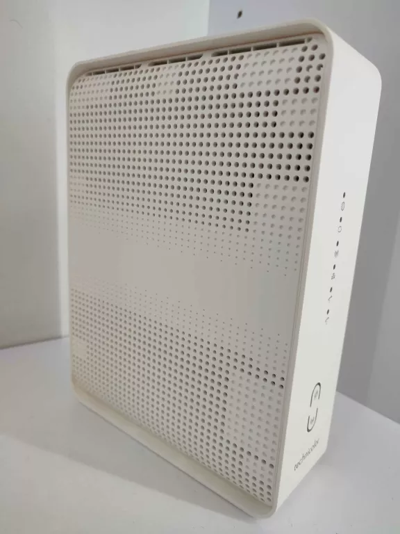 ROUTER TECHNICOLOR CGA2121