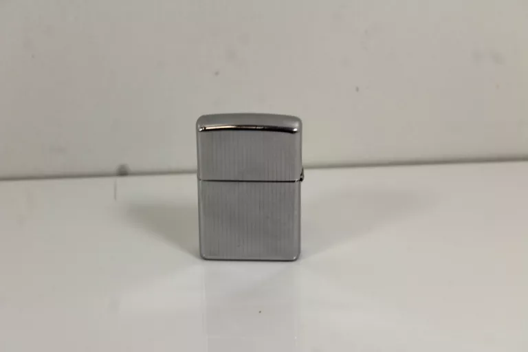 ZAPALNICZKA ZIPPO Z ETUI