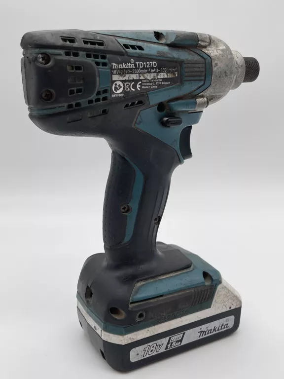 zakretarka-udarowa-makita-td127d-18v-z-bateria-stan-11323-2