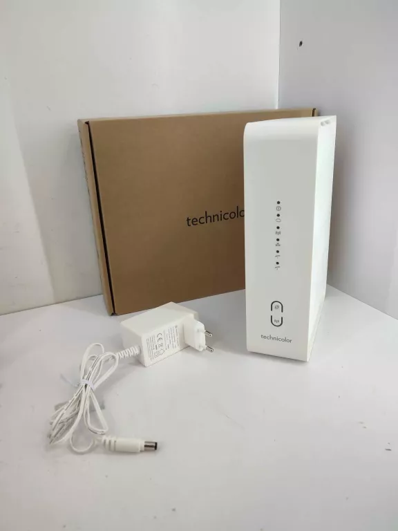 ROUTER TECHNICOLOR CGA2121