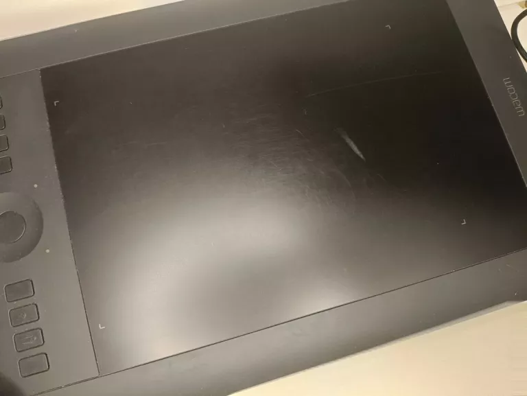 TABLET GRAFICZNY WACOM INTUOS PRO M PTH-651 + RYSIK I STOJAK