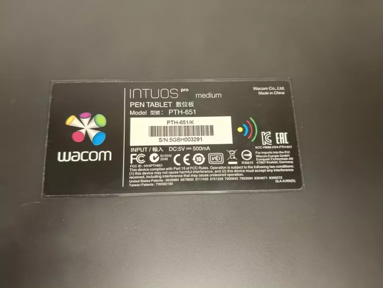 TABLET GRAFICZNY WACOM INTUOS PRO M PTH-651 + RYSIK I STOJAK