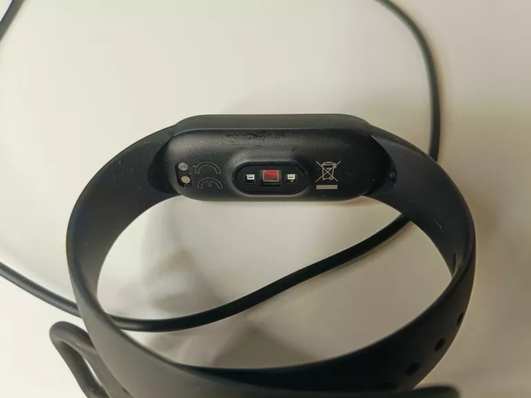 SMARTBAND XIAOMI MI SMART BAND 5 + ŁADOWARKA