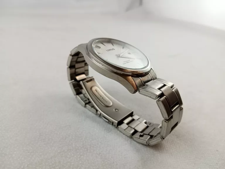 ZEGAREK MĘSKI LORUS TITANIUM VJ42-X178