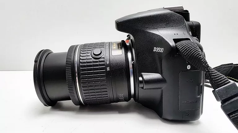 APARAT NIKON D3500