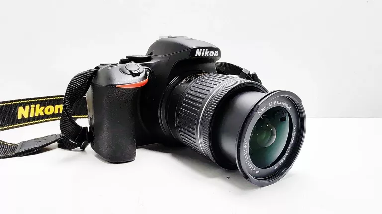APARAT NIKON D3500