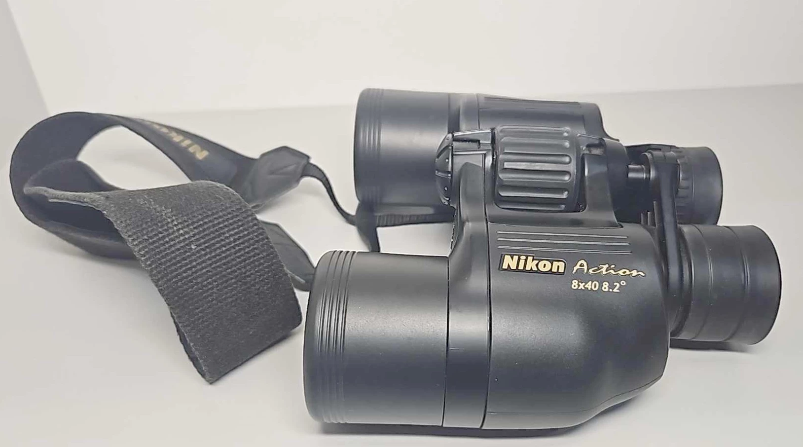 lornetka-nikon-action-840-pokrowiec-stan-11323-2