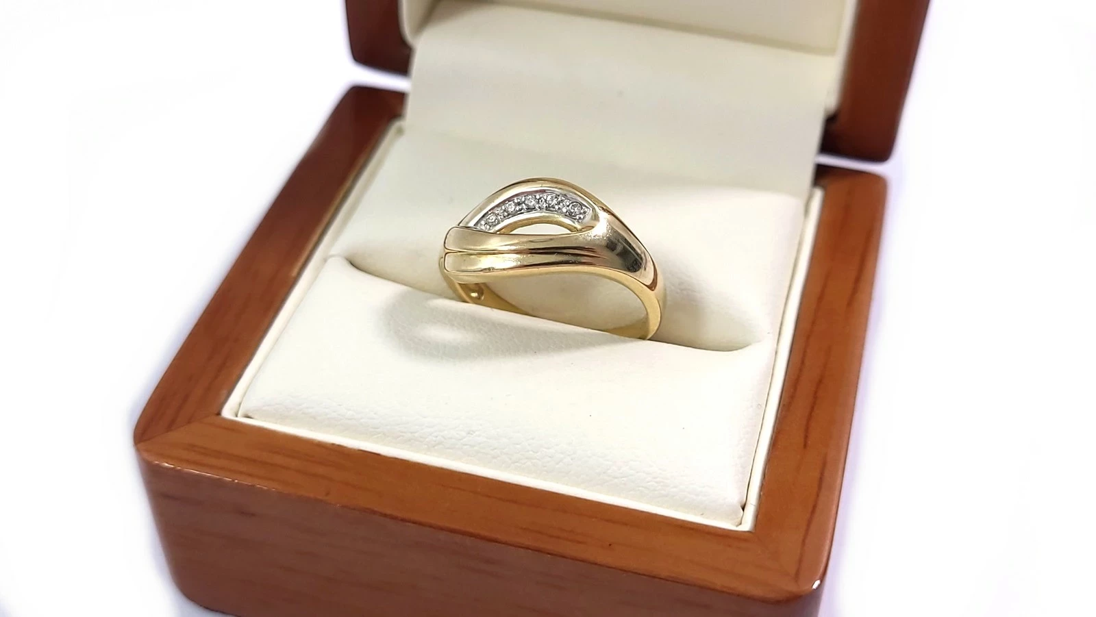 zloty-pierscionek-z-cyrkoniami-p333r15275g-kosciuszki-23b-malbork