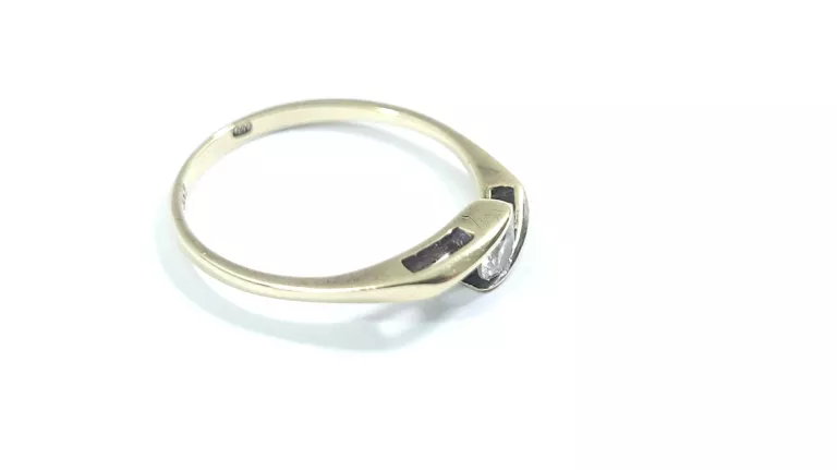 zloty-pierscionek-z-cyrkonia-p333r12105-rodzaj-2205-16