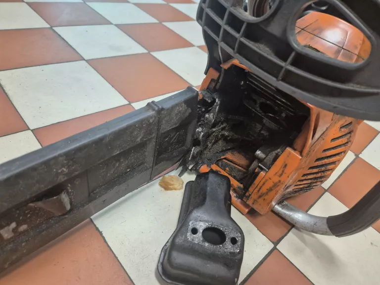 pila-spalinowa-lider-na-uszkodozna-na-czesci-stan-11323-238062